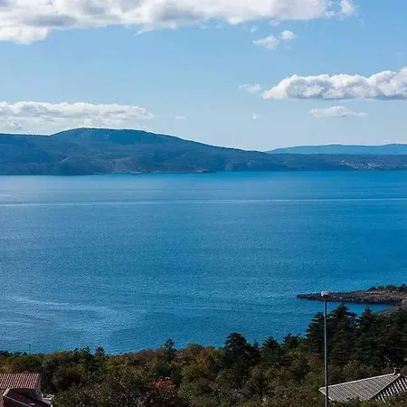 Apartman In 47582 Klenovica