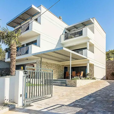 In 47582 Klenovica