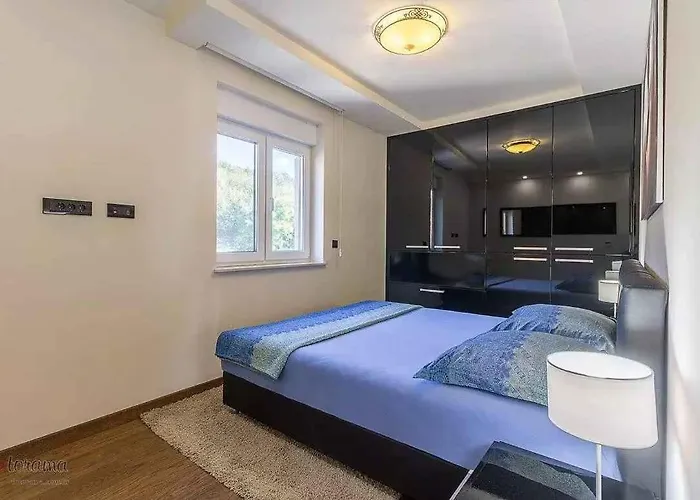 Apartment In 47582 Klenovica